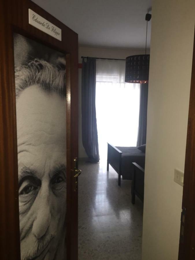 B&B Napoli Napoli Luaran gambar