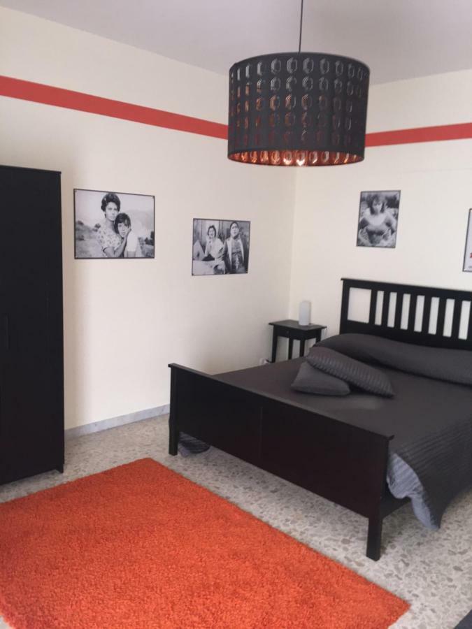 B&B Napoli Napoli Luaran gambar